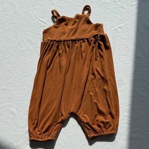 Kate Quinn Rust Ribbed Baby Jumpsuit